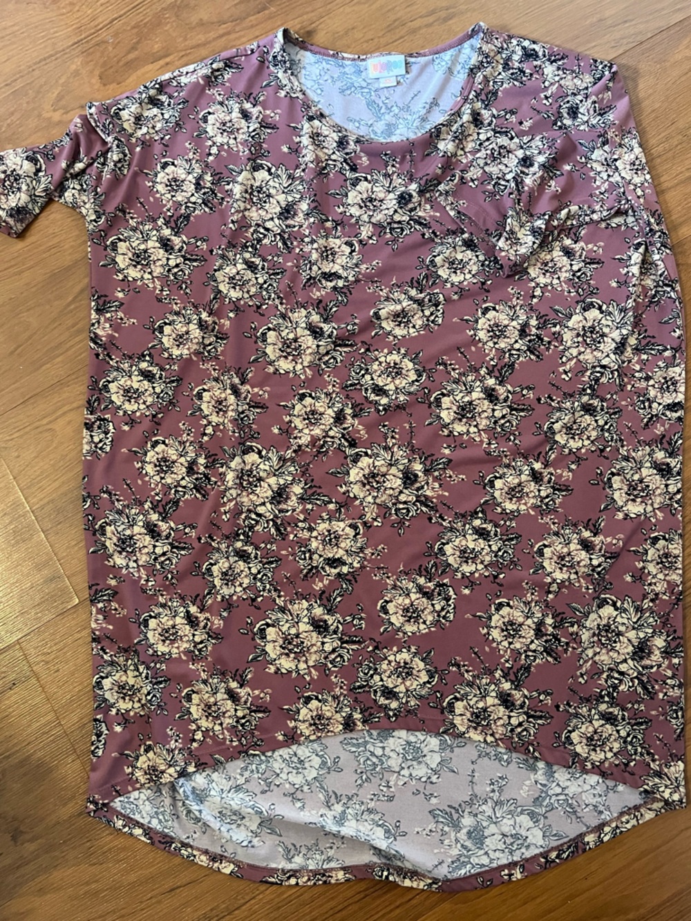 LuLaRoe Mauve Floral Print Top with Cream & Black Accents